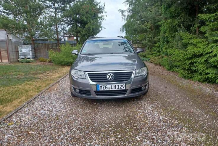Volkswagen Passat B6 wagon 5-doors