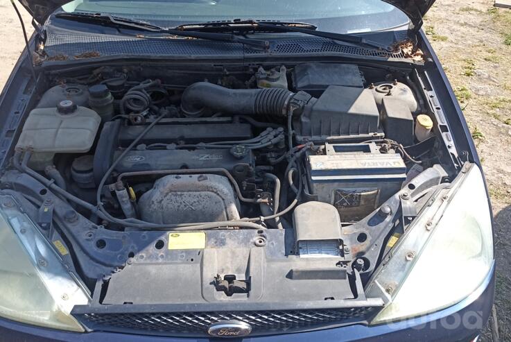 Ford Focus 1 generation Hatchback 5-doors