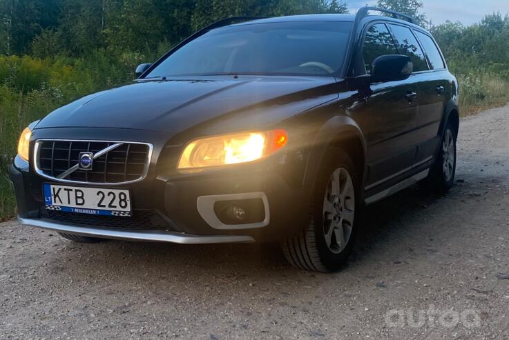 Volvo XC70 3 generation wagon
