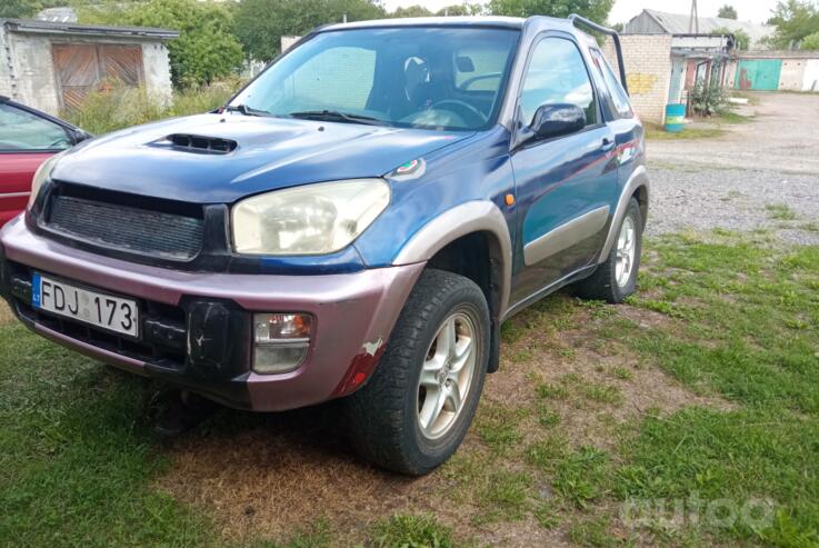 Toyota RAV 4 2 generation (XA20)