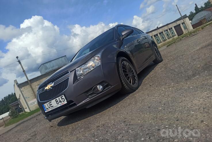 Chevrolet Cruze J300 [restyling] wagon 5-doors