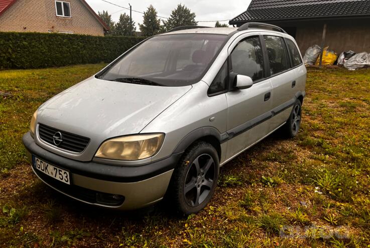 Opel Zafira A [restyling] Minivan 5-doors
