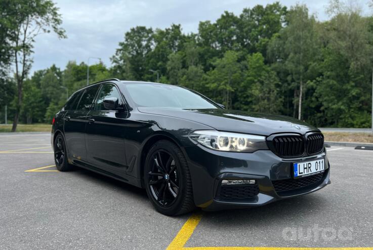 BMW 5 Series G30 Touring wagon