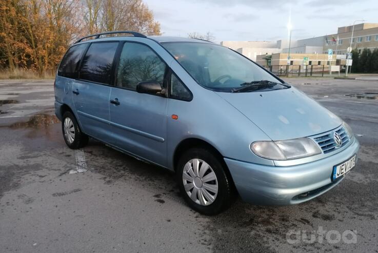 Volkswagen Sharan 1 generation Minivan 5-doors