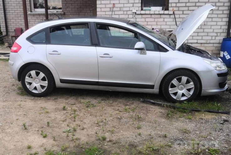 Citroen C4 1 generation Hatchback 3-doors