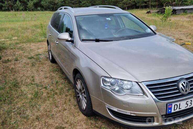 Volkswagen Passat B6 wagon 5-doors