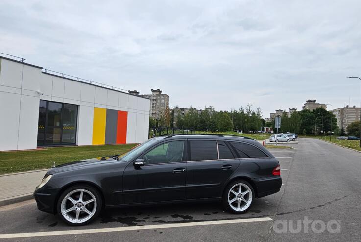 Mercedes-Benz E-Class W211/S211 wagon 5-doors