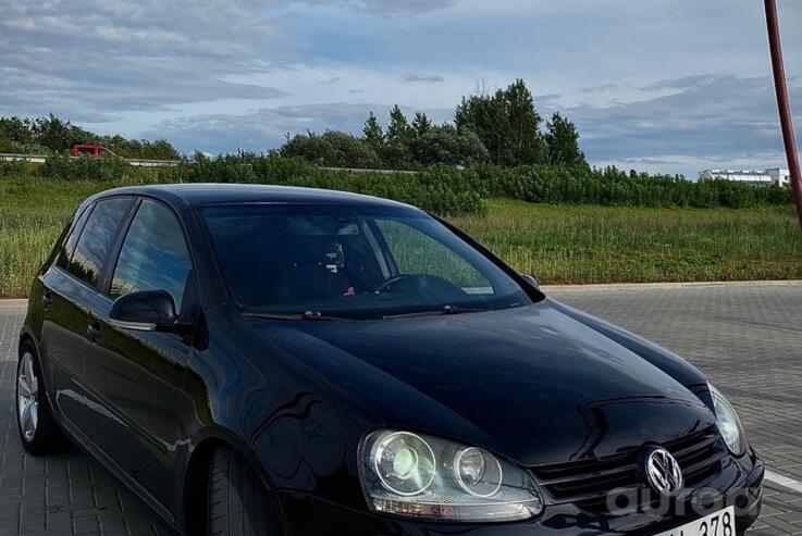 Volkswagen Golf 5 generation Hatchback 5-doors