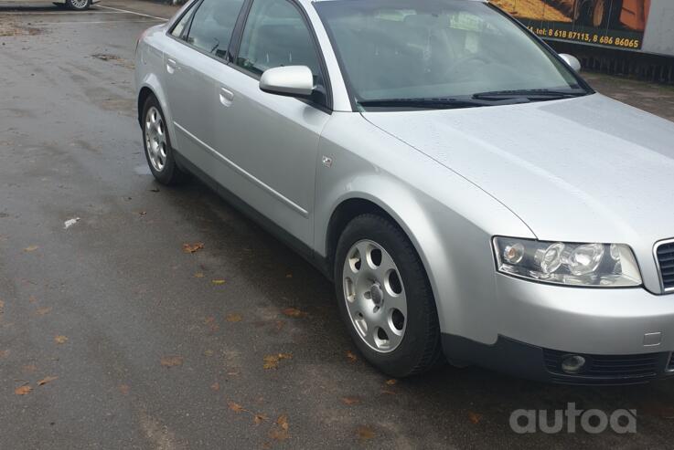 Audi A4 B6 Sedan