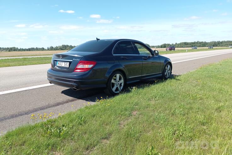 Mercedes-Benz C-Class W204/S204 Sedan 4-doors