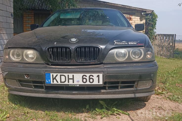BMW 5 Series E39 Sedan 4-doors