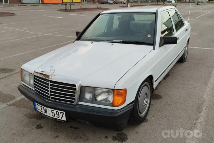 Mercedes-Benz 190 (W201) 1 generation