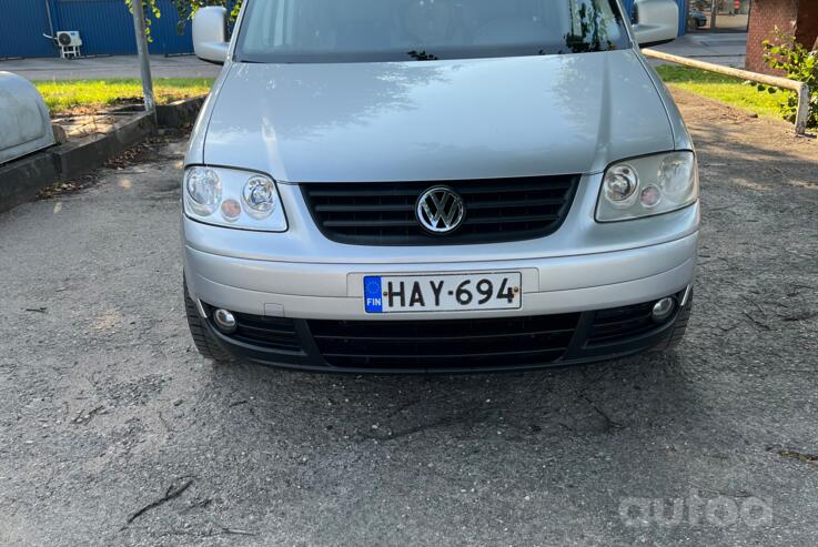 Volkswagen Caddy 3 generation Tramper Maxi minivan 5-doors