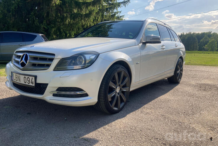 Mercedes-Benz C-Class W204/S204 wagon 5-doors