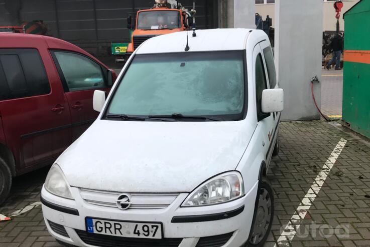 Opel Combo C [restyling] Tour Tramp minivan 5-doors