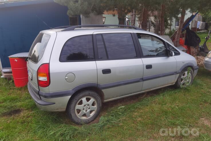 Opel Zafira A Minivan 5-doors