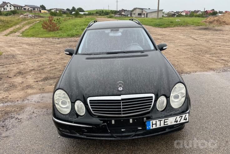 Mercedes-Benz E-Class W211 Sedan