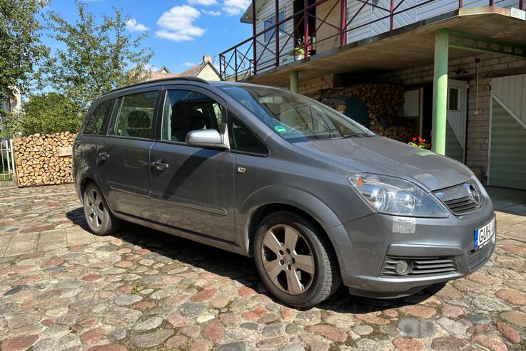 Opel Zafira B Minivan 5-doors
