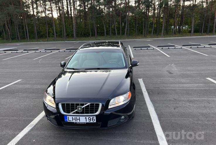 Volvo V70 2 generation [restyling] wagon 5-doors