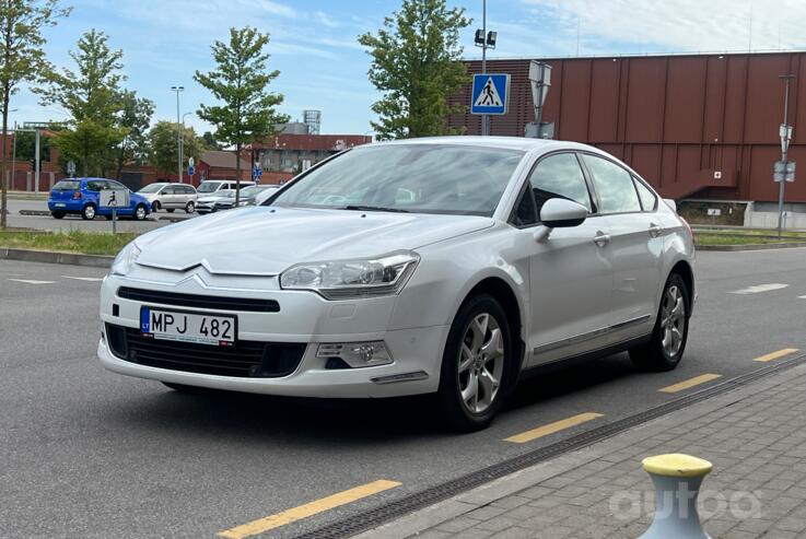 Citroen C5 2 generation Sedan