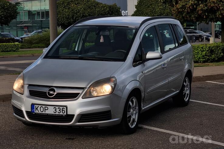 Opel Zafira B Minivan 5-doors