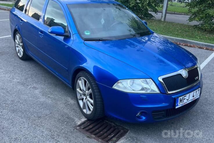 Skoda Octavia 2 generation Combi RS wagon 5-doors