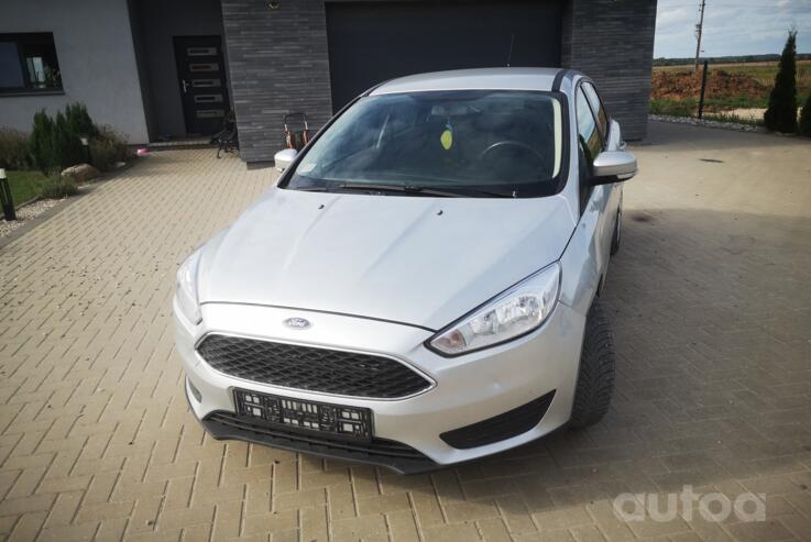 Ford Focus 3 generation [restyling] Hatchback 5-doors