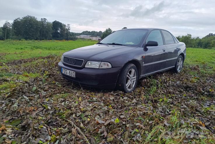 Audi A4 B5 Sedan