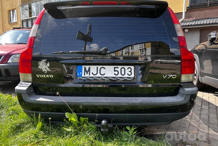 Volvo V70 2 generation wagon