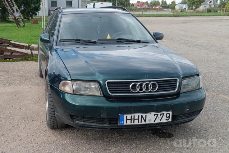 Audi A4 B5 Avant wagon 5-doors