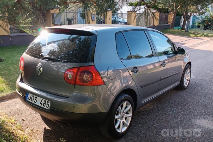 Volkswagen Golf 5 generation Hatchback 5-doors