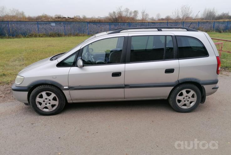 Opel Zafira A Minivan 5-doors