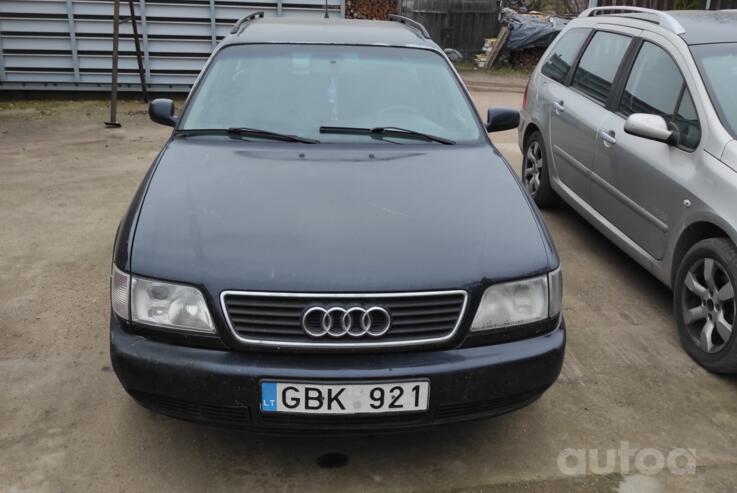 Audi A6 A4/C4 wagon