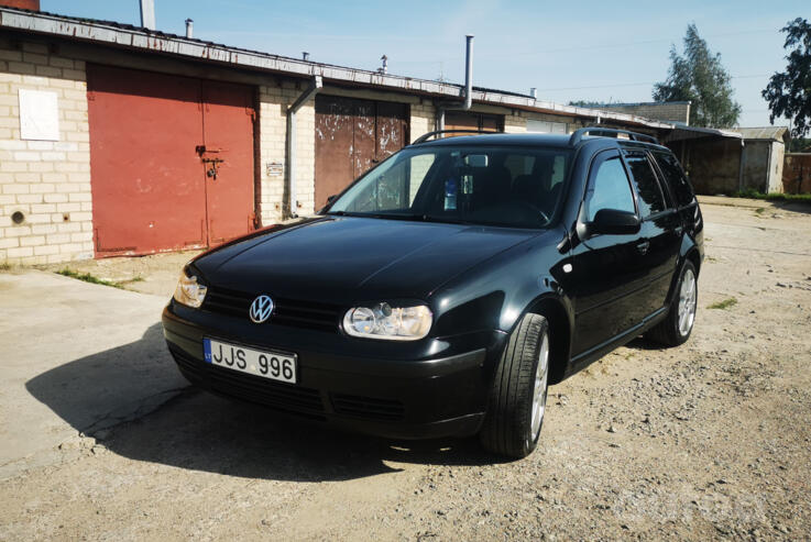 Volkswagen Golf 4 generation wagon