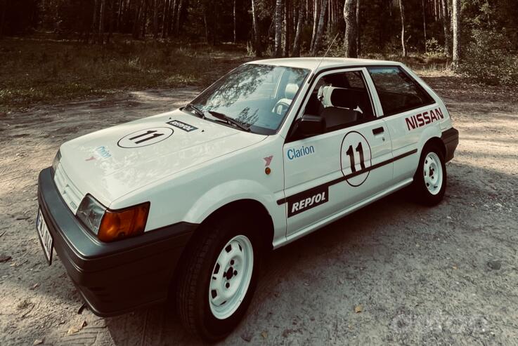 Nissan Sunny B12 Hatchback