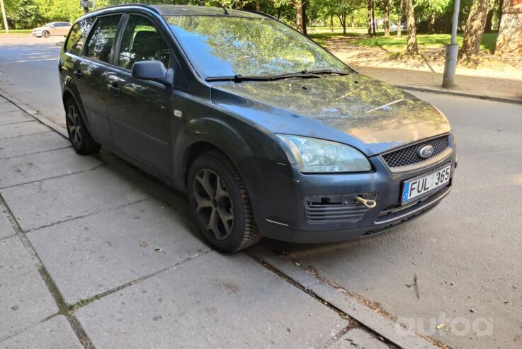 Ford Focus 2 generation wagon 5-doors