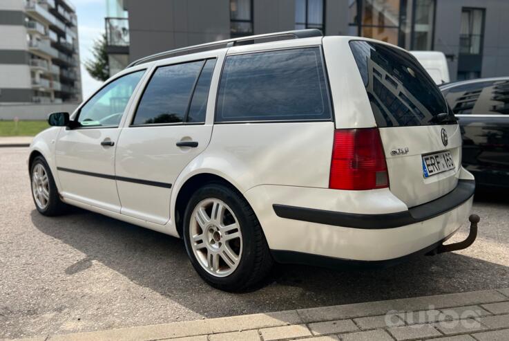 Volkswagen Golf 4 generation wagon