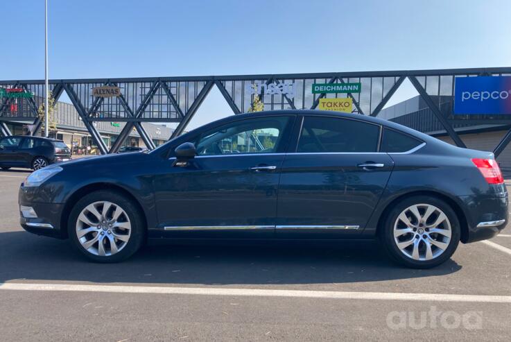 Citroen C5 2 generation Sedan