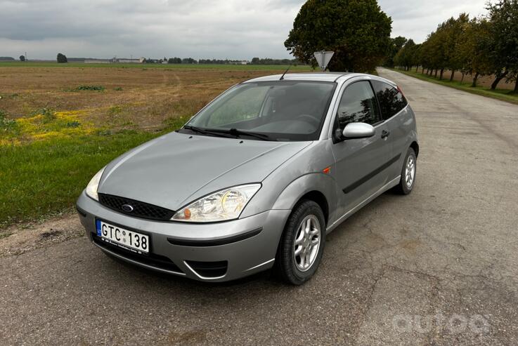 Ford Focus 1 generation Hatchback 3-doors