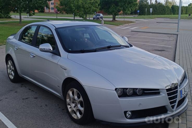 Alfa Romeo 159 1 generation Sedan