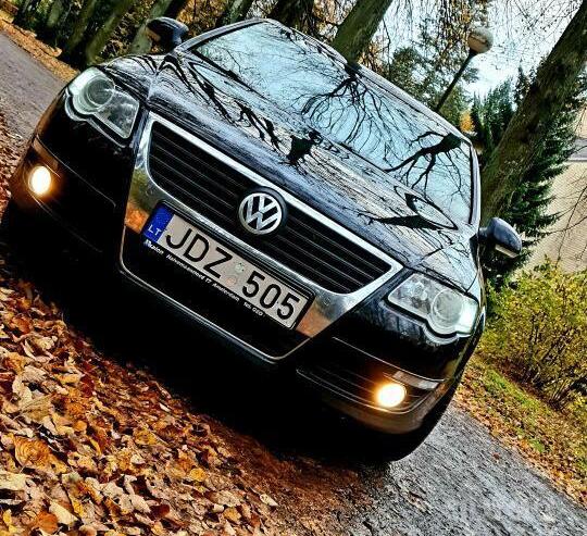 Volkswagen Passat B6 Sedan 4-doors