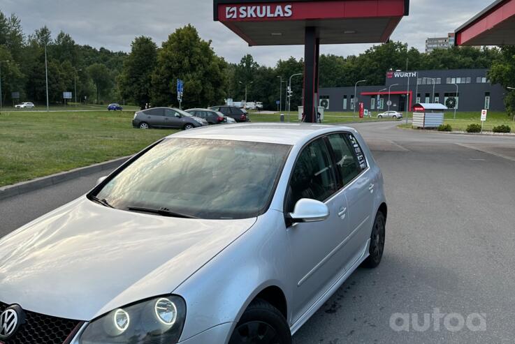 Volkswagen Golf 5 generation Hatchback 5-doors