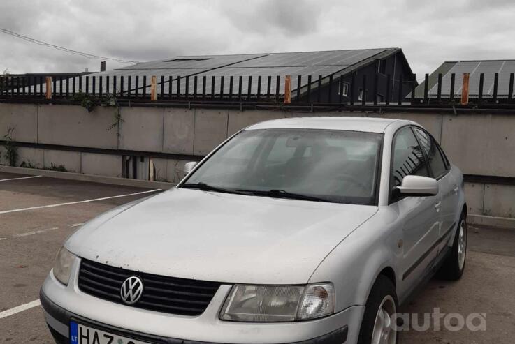 Volkswagen Passat B5 Sedan 4-doors