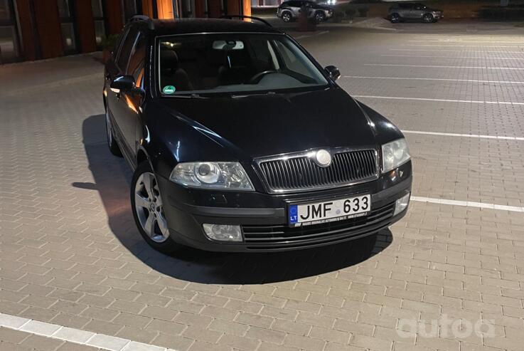 Skoda Octavia 2 generation Combi wagon 5-doors