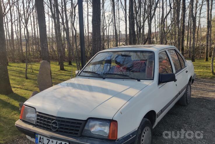 Opel Ascona C Sedan 4-doors