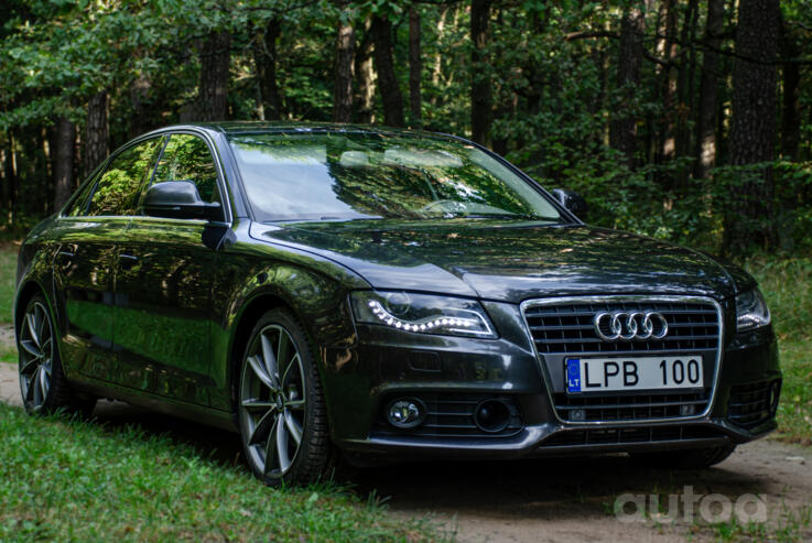Audi A4 B8/8K Sedan 4-doors