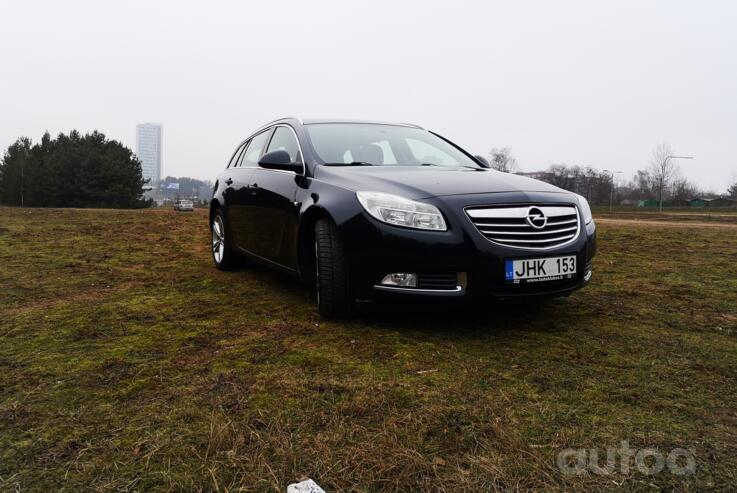 Opel Insignia A Sports Tourer wagon 5-doors