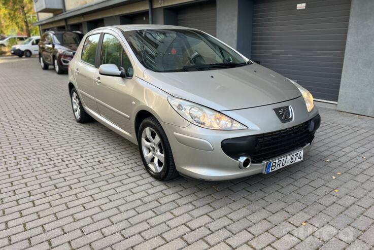 Peugeot 307 1 generation [restyling] Hatchback 5-doors
