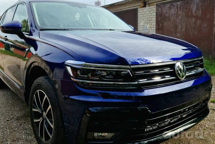 Volkswagen Tiguan 2 generation Allspace crossover 5-doors