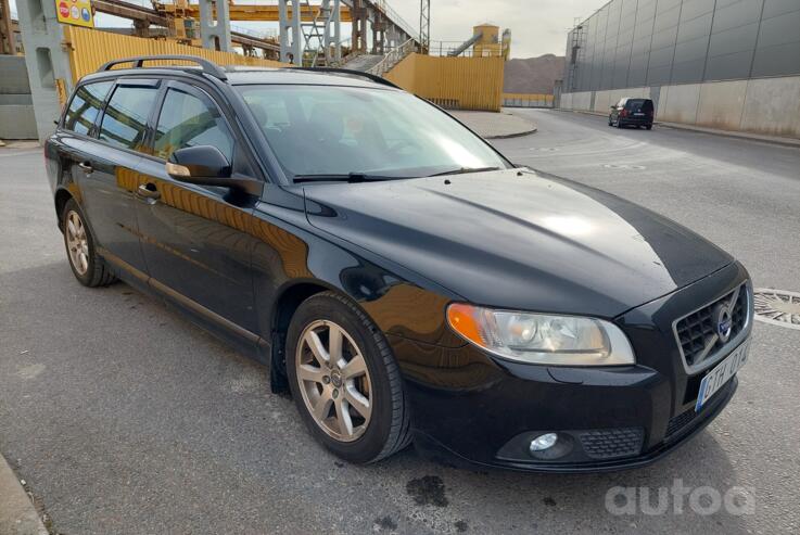 Volvo V70 3 generation wagon